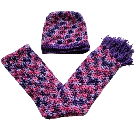 ๐ข 3 for $30 ๐ข HANDMADE CROCHET SCARF & HAT SET - Picture 4 of 8